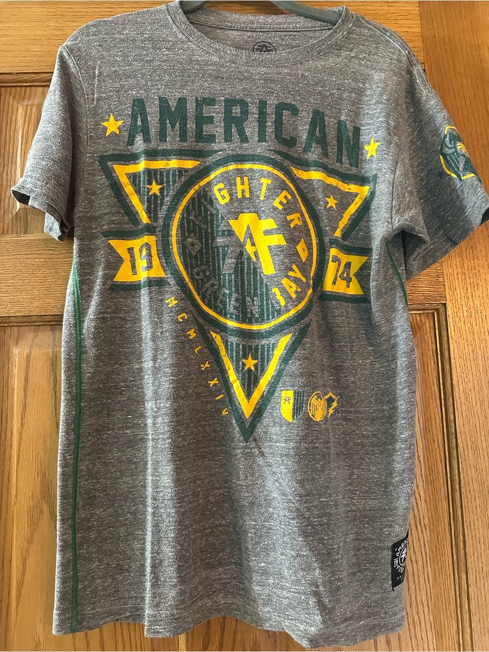 American Fighter Men’s Heather Gray Graphic Tee - Green Bay Packers